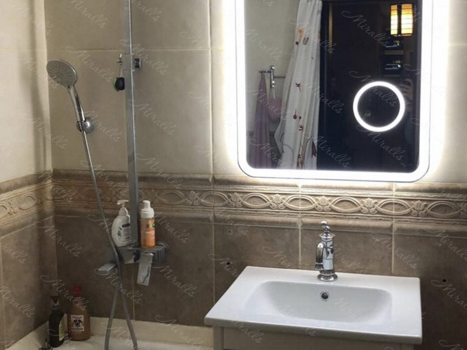 Зеркало Camelia в ванной комнате частной квартиры (Жемчужина Зеленограда)