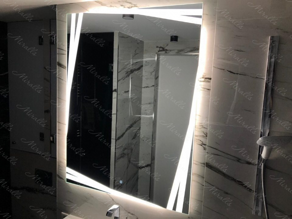 Зеркало Malevich в ванной комнате частной квартиры в ЖК Новое Медведково