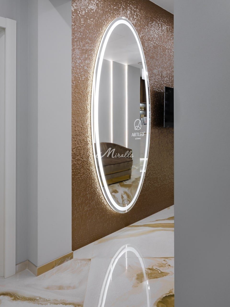 Зеркала Miralls в журнале дизайнерских решений Архидом