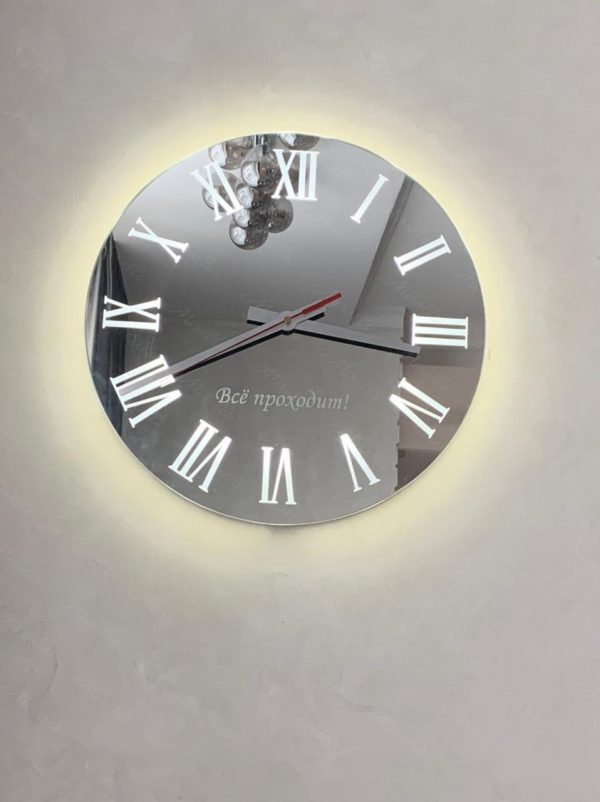 Часы с подсветкой Tempo в ЖК Tribeca