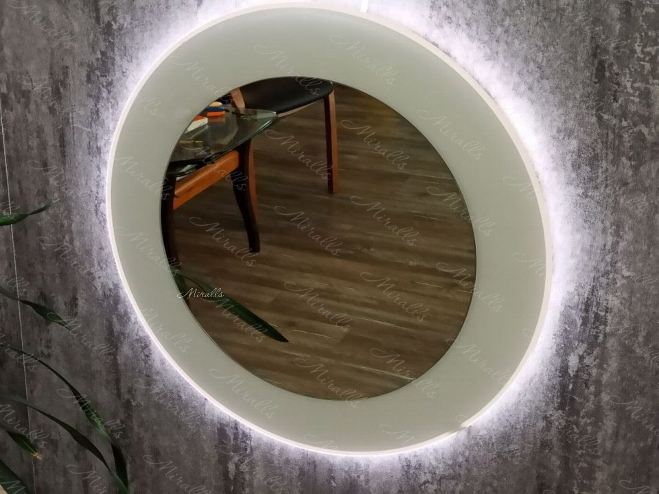 круглое зеркало с интерьерной подсветкой - Lumen