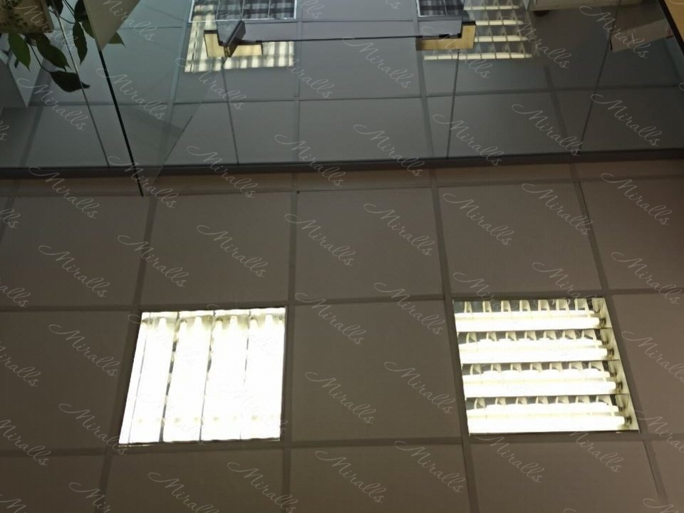 зеркало Brams без подсветки в черной раме МДФ