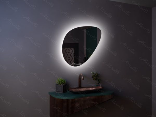 зеркало необычной формы Dana Extra с интерьерной подсветкой