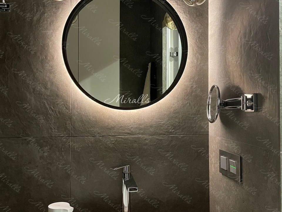 Круглое зеркало Oasis Extra с интерьерной подсветкой