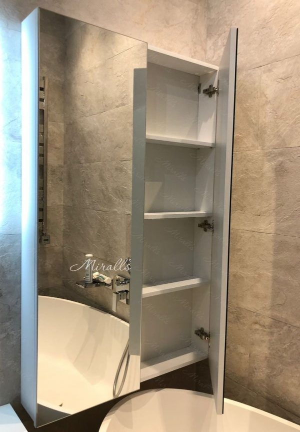 Зеркальный шкаф Edmir в ванной