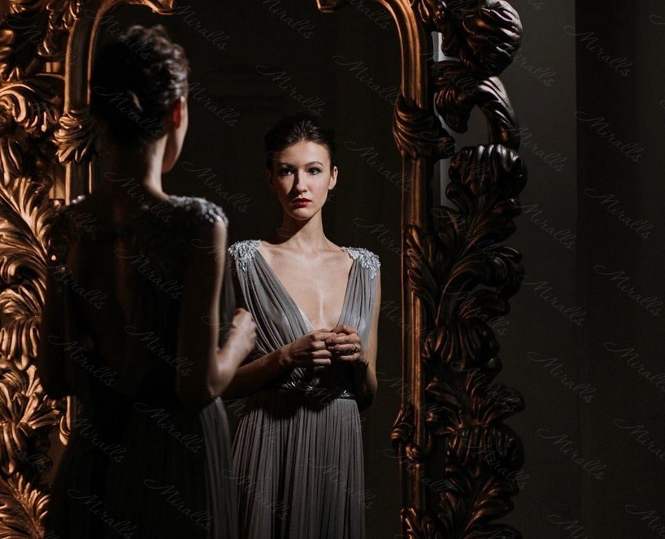 Статья Miralls про зеркала - Магия зеркал. Приметы о зеркалах