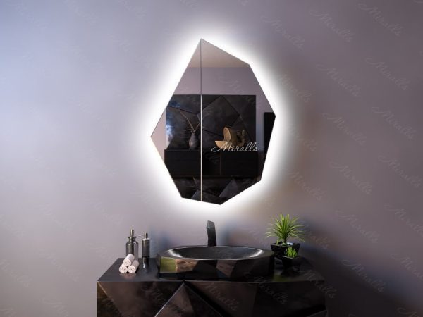 Зеркальный шкаф для ванной с подсветкой Windsor extra