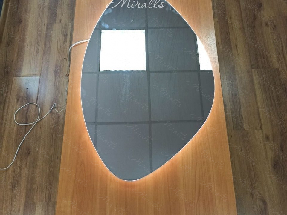 Дизайнерское зеркало с подсветкой Onyx Extra