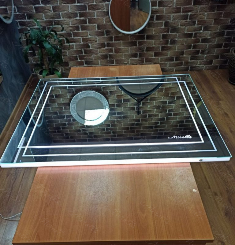 Прямоугольное зеркало с подсветкой Marcel