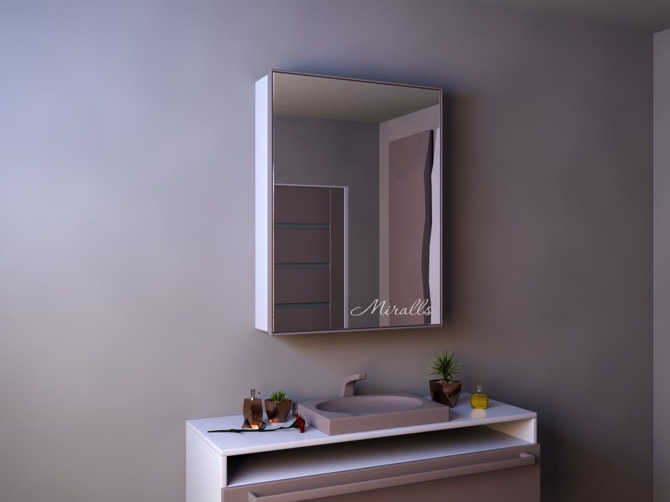 Зеркальный шкаф в ванную комнату Eveline