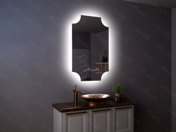 Фигурное зеркало с подсветкой Verano Extra