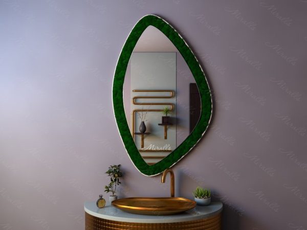Фигурное эко-зеркало со мхом Milagres
