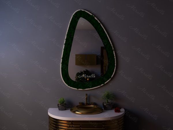Фигурное эко-зеркало в деревянной раме Melissa