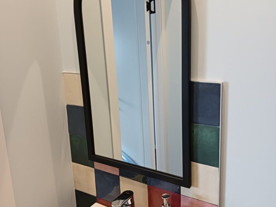 Зеркало Dorian в ванной комнате