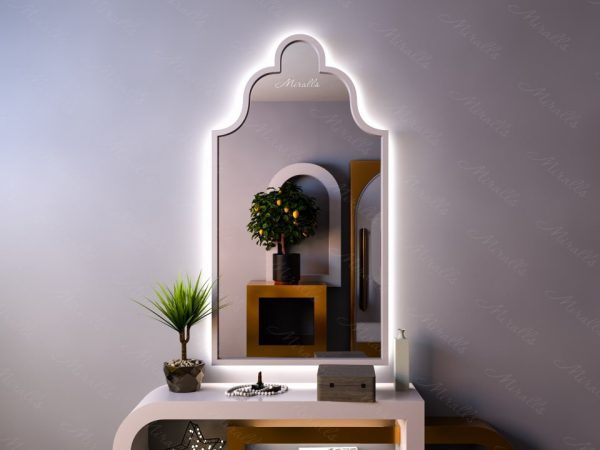 Фигурное зеркало с подсветкой Palermo Extra