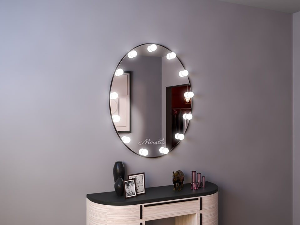 Овальное зеркало с лампочками Ingrid
