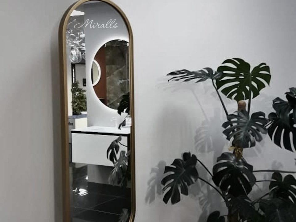 Капсульное зеркало на штанге Marietta