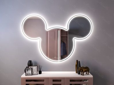 Фигурное зеркало с подсветкой Mouse Plus