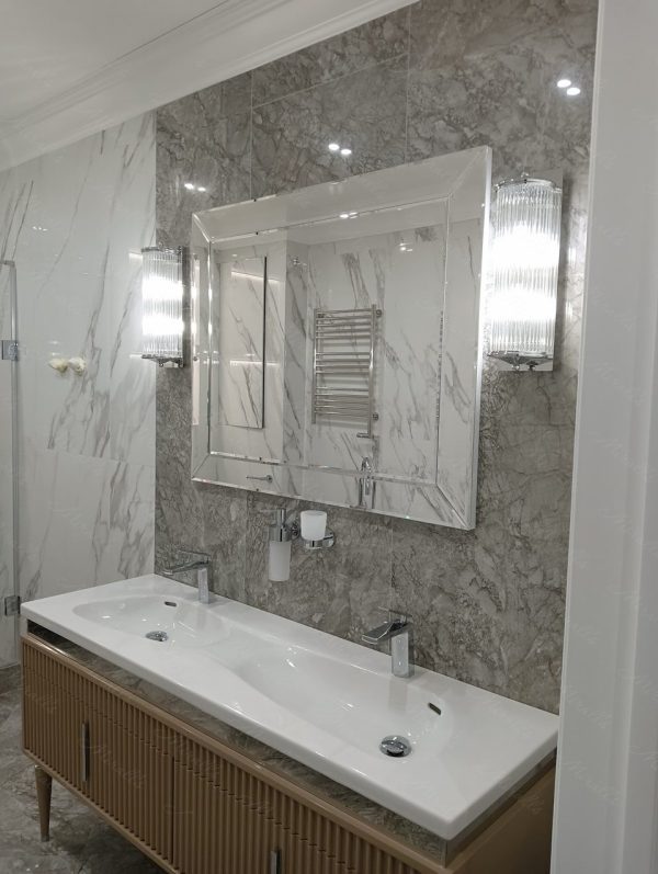 Роскошное зеркало Classic в ванной комнате
