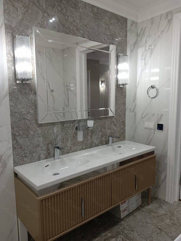 Зеркало Classic в ванной комнате