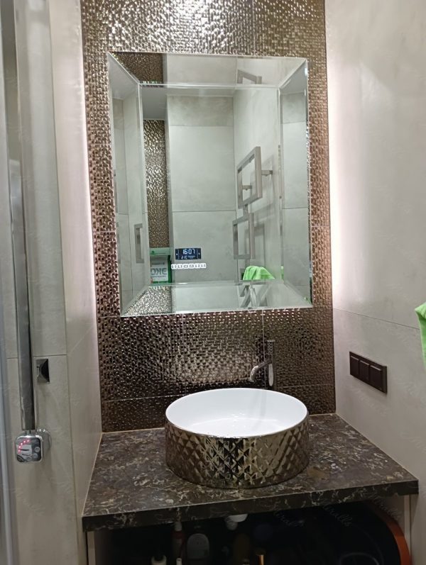 Зеркало Provance Extra в ванной комнате