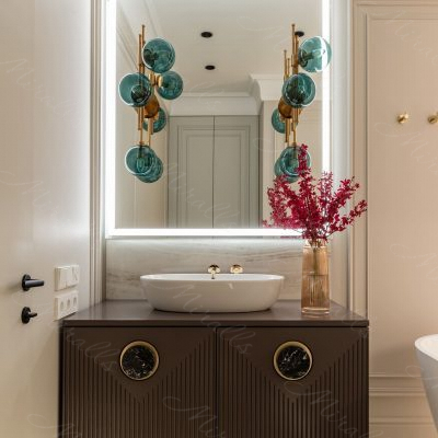 Дизайнерский санузел с зеркалом Edging
