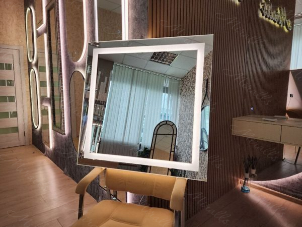 Прямоугольное зеркало с подсветкой Edging
