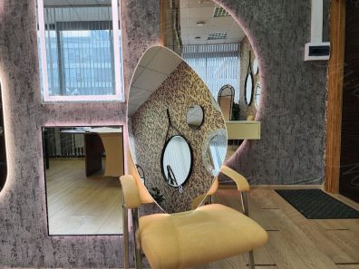 Фигурное зеркало с подсветкой и обогревом Onyx Extra