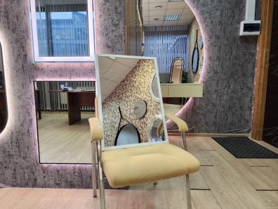 Зеркало в металлической раме Shagal