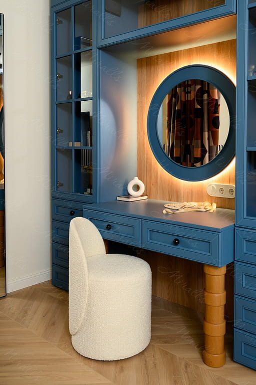 Зеркало Miralls в выпуске передачи Квартирный вопрос «Путешествие в мечту для спальни-гостиной»